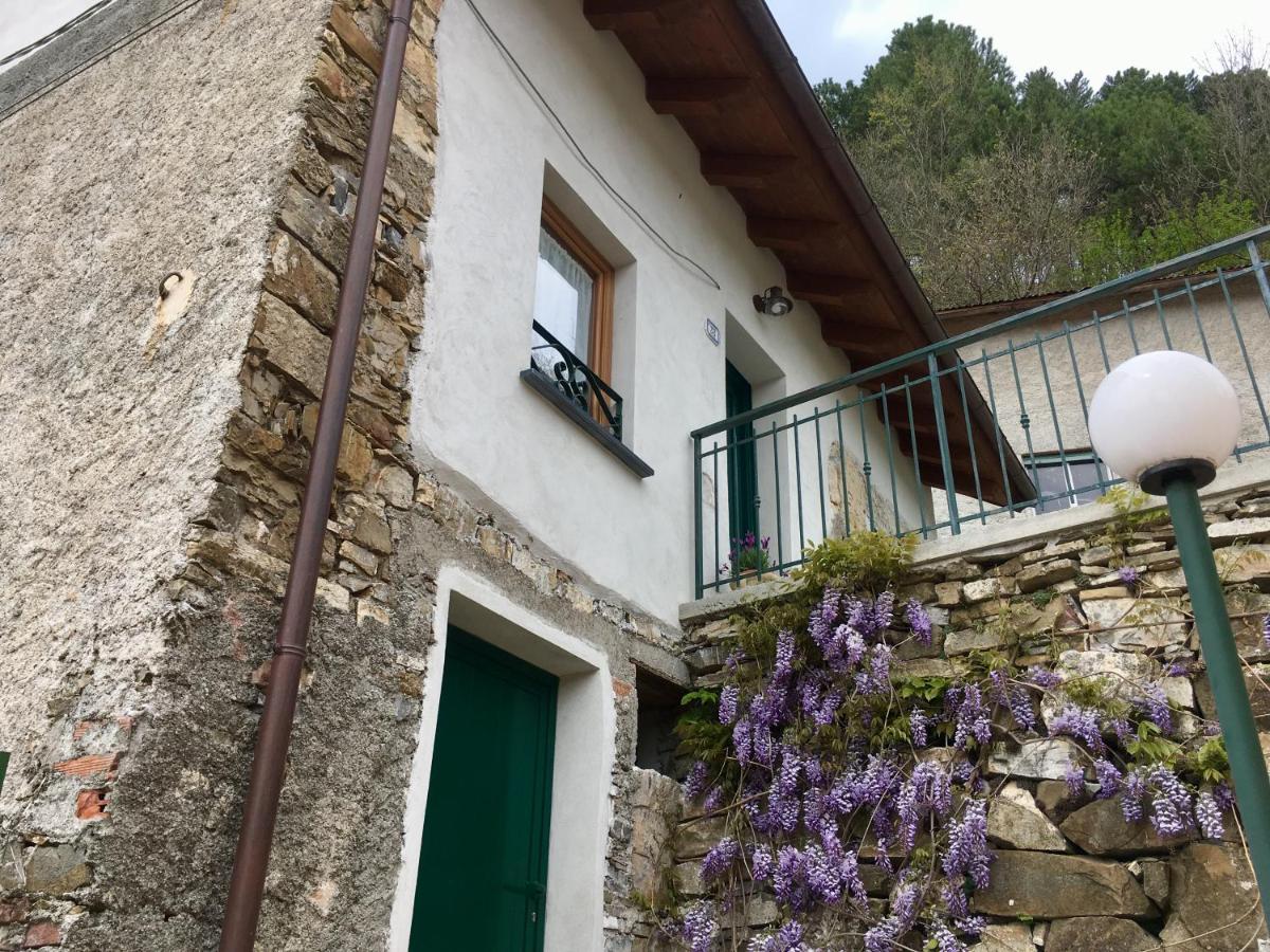 Agriturismo Cascina Clavarezza Valbravenna Exterior foto